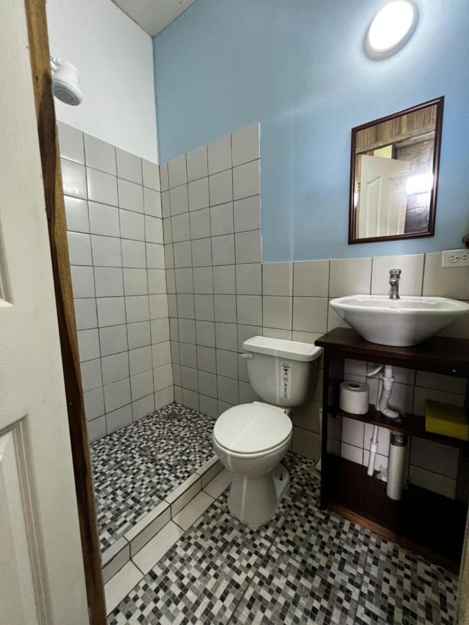 Old Bocasso Hostel Bocas Town Bagian luar foto